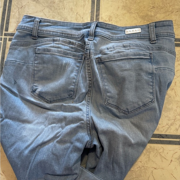 Excellent condition. No flaws - Picture 2 of 2